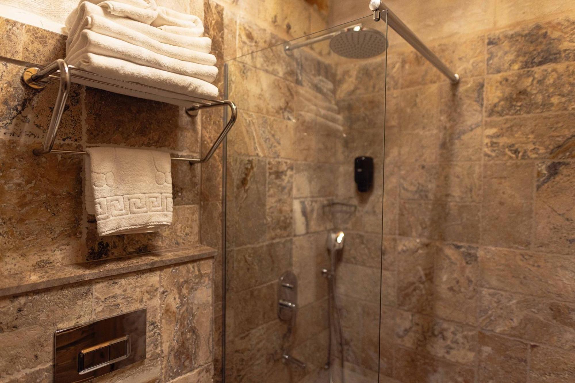 Noah'S Ark Cave Hotel 괴레메 외부 사진